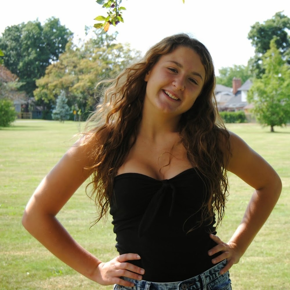 Meet your Posher, Julia